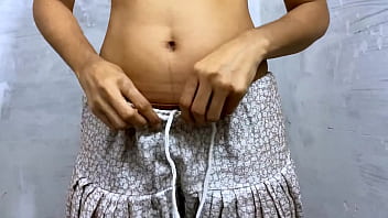 Bhabhi tight pussy fuck in bathroom